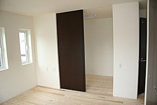 2階・居室と収納1