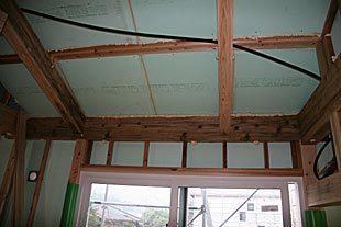 内部・天井断熱施工