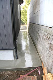 外観・犬走り