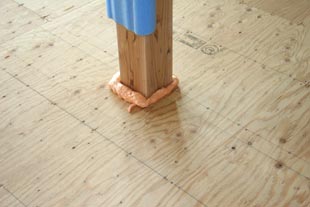内部・柱下部の防蟻処理