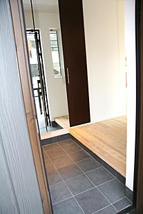内部・玄関1