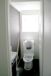 内部・トイレ仕上げ