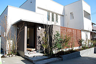 外観・アプローチ