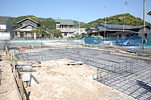 外観・基礎配筋施工1