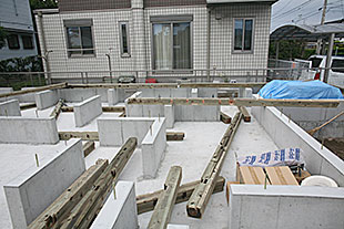 内部・基礎と土台施工1