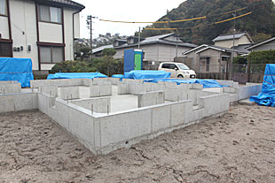 外観・基礎成形1