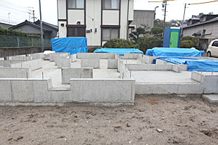 外観・基礎成形2
