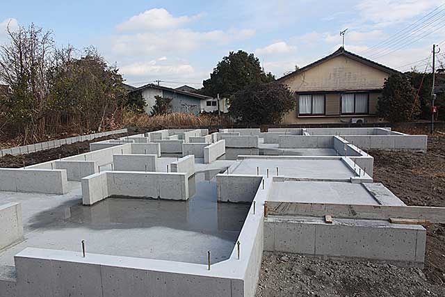 内部・基礎施工2