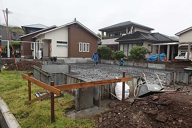 外観・鋼製型枠1