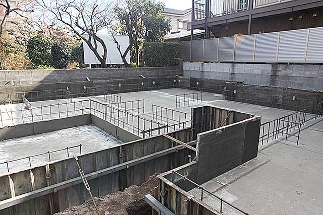 外観・基礎立ち上がり配筋1