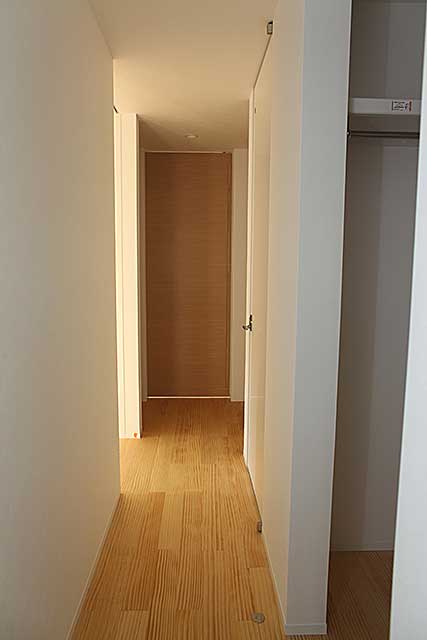 内部・2階 廊下