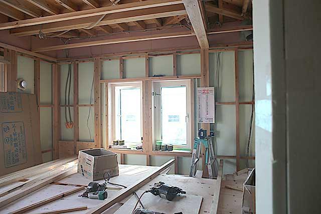 内部・2階 居室下地施工3