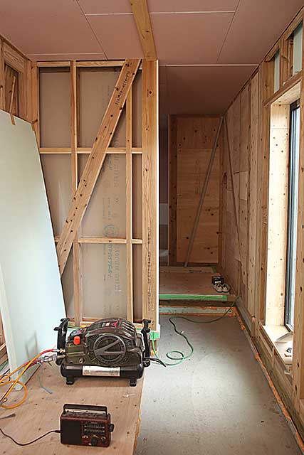 内部・玄関構造施工1