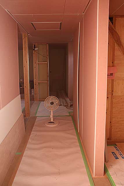 内部・廊下下地施工