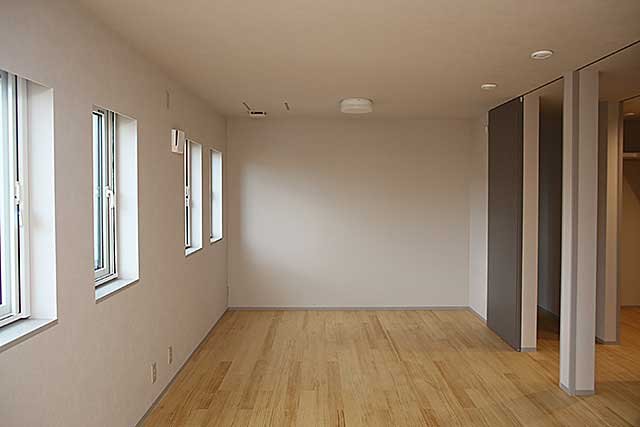 内部・2階 居室2