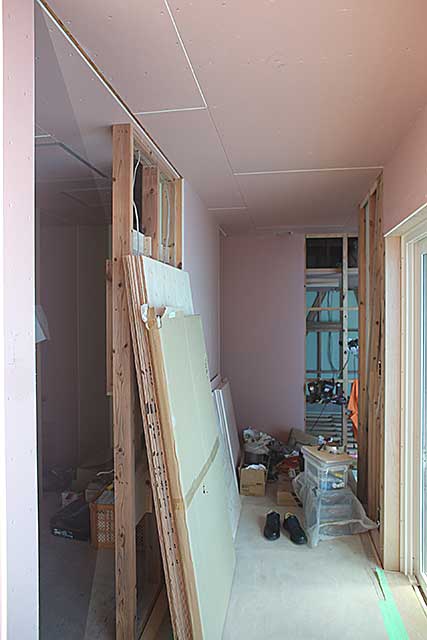 内部・廊下下地施工