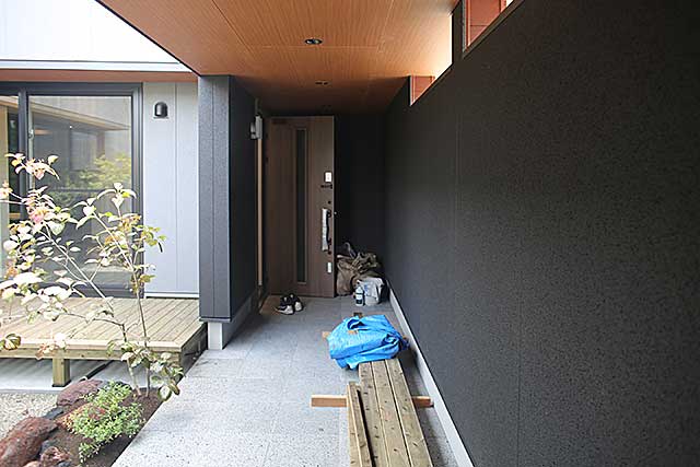 外観・玄関アプローチ