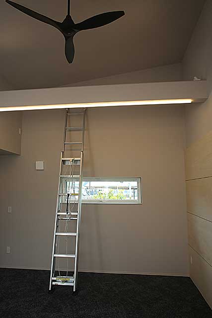 内部・リビング吹抜