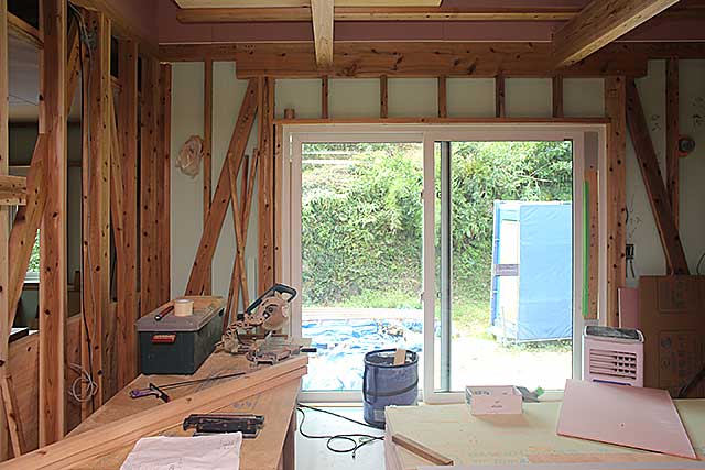 内部・リビング下地施工3