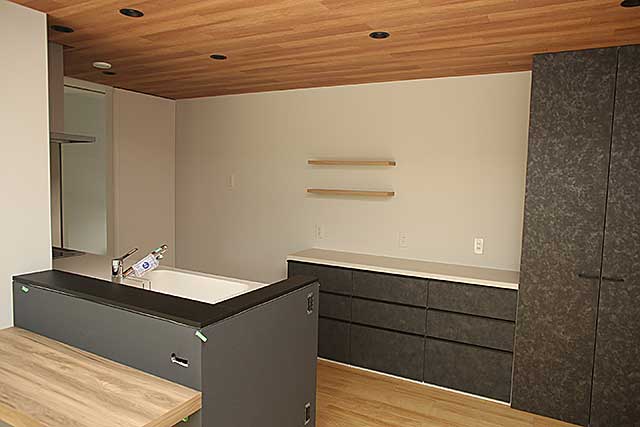 内部・キッチン3