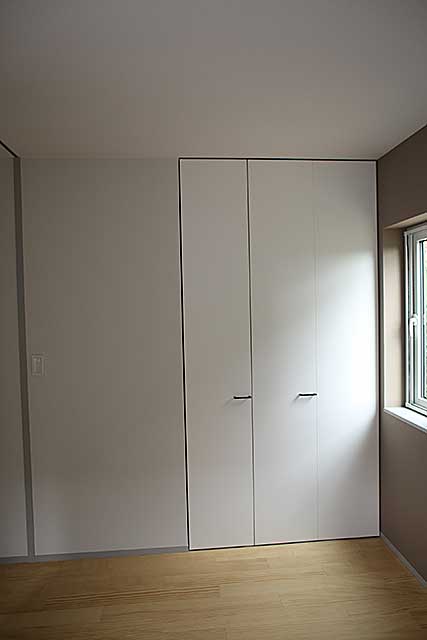 内部・居室収納 閉