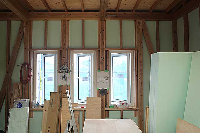 内部・開口部構造と断熱施工1