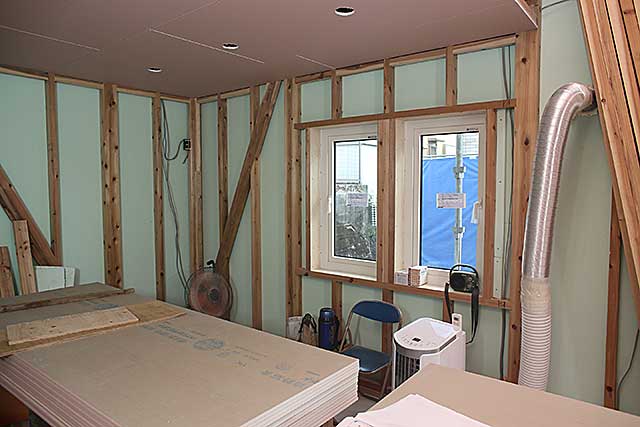 内部・リビング下地施工2