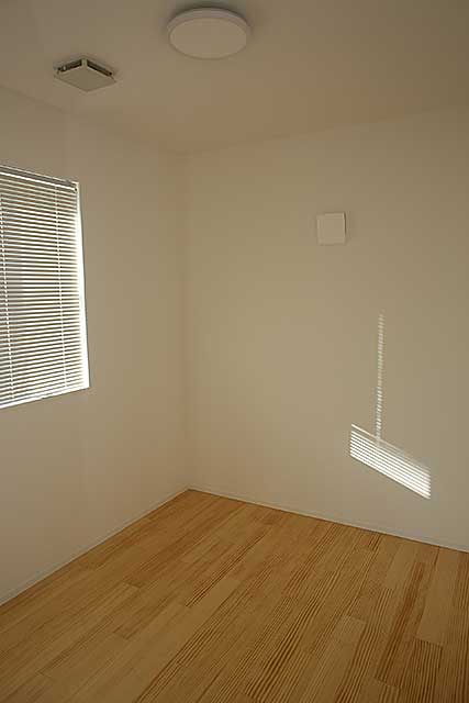 内部・2階 居室2