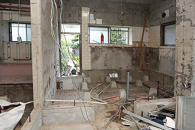 内部・旧キッチン