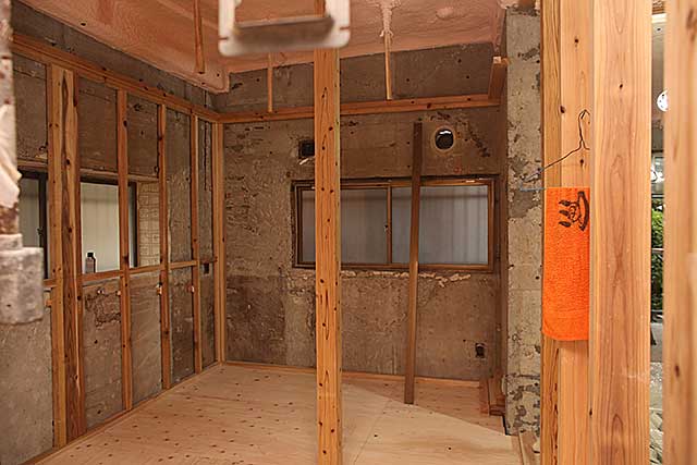 内部・居室床張り2