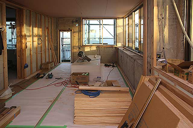 内部・2階 居室下地施工1