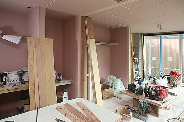 内部・リビング下地施工4