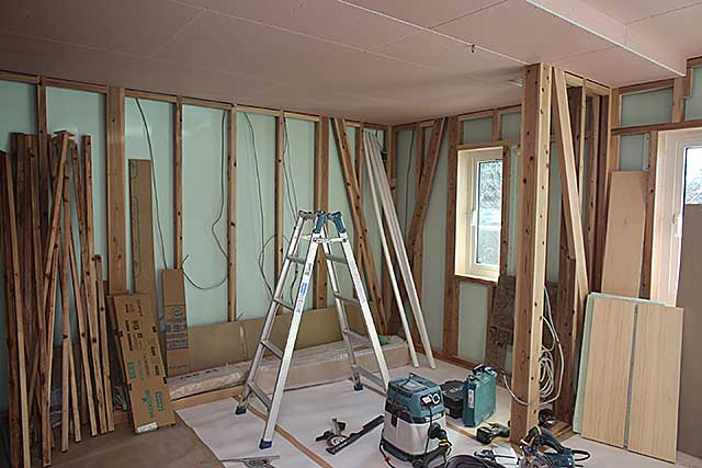 内部・天井下地施工