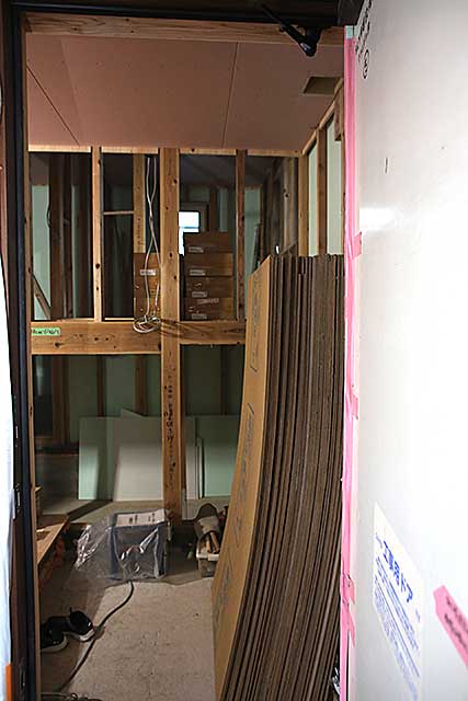 内部・玄関構造施工