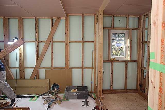 内部・2階 居室下地施工