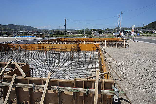 外観・基礎成形