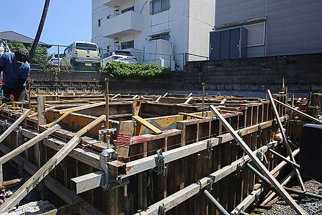 外観・基礎枠組