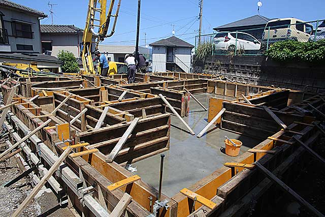 外観・耐圧盤基礎