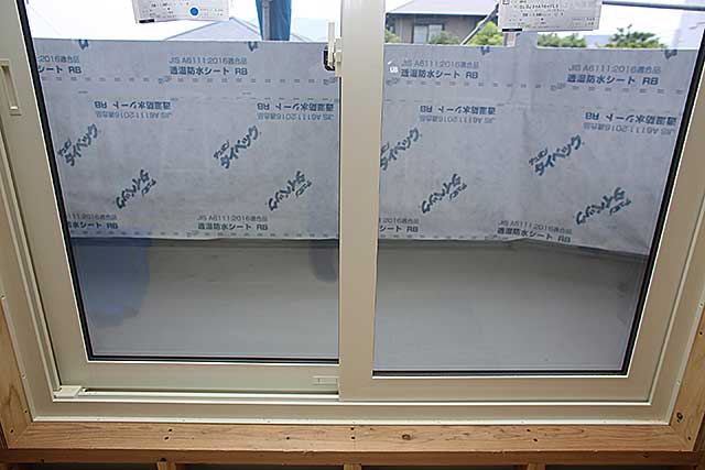 内部・2階 ベランダ開口部